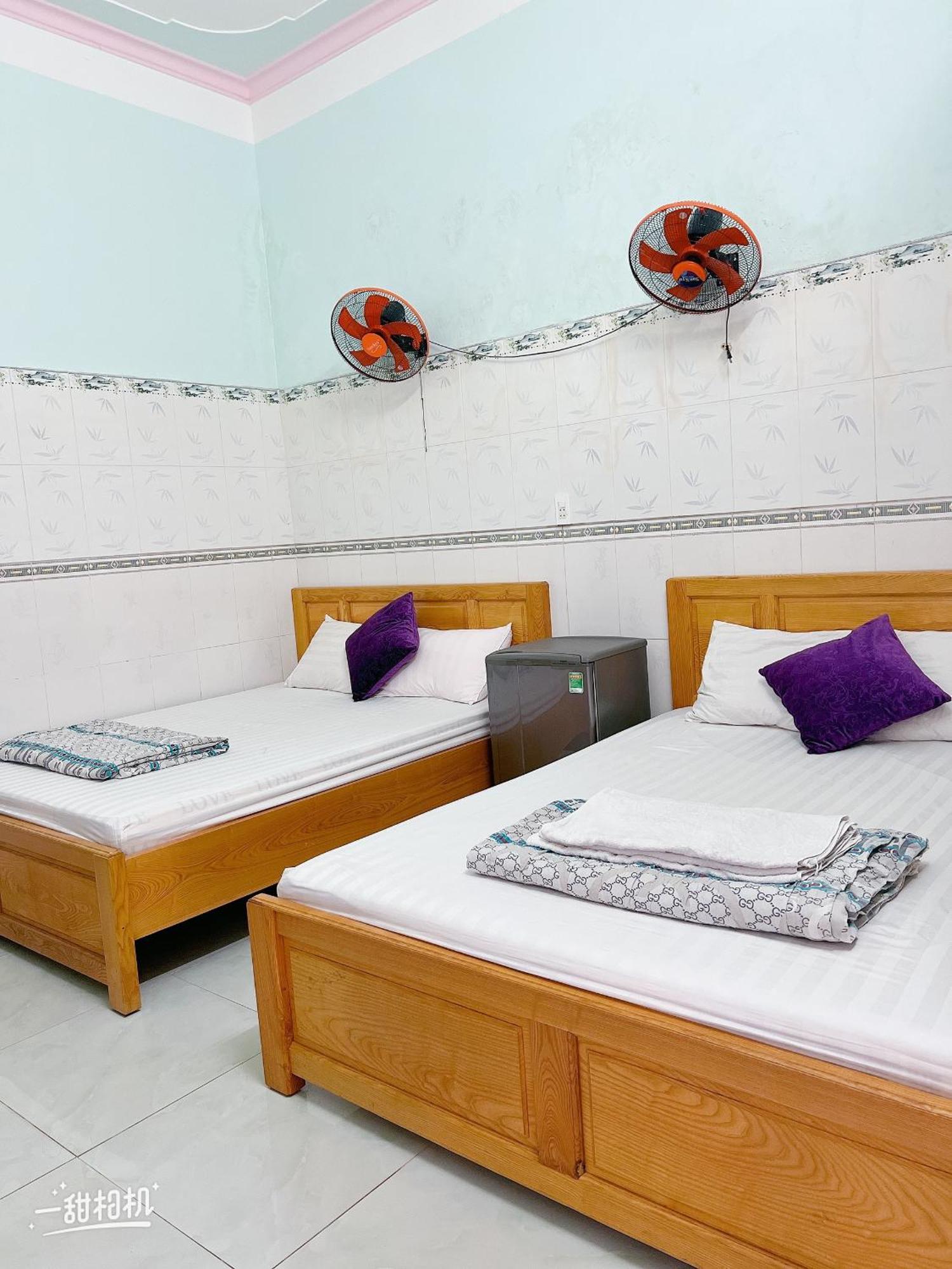 Nha Nghi 72 Hotel ลองไห่ ภายนอก รูปภาพ