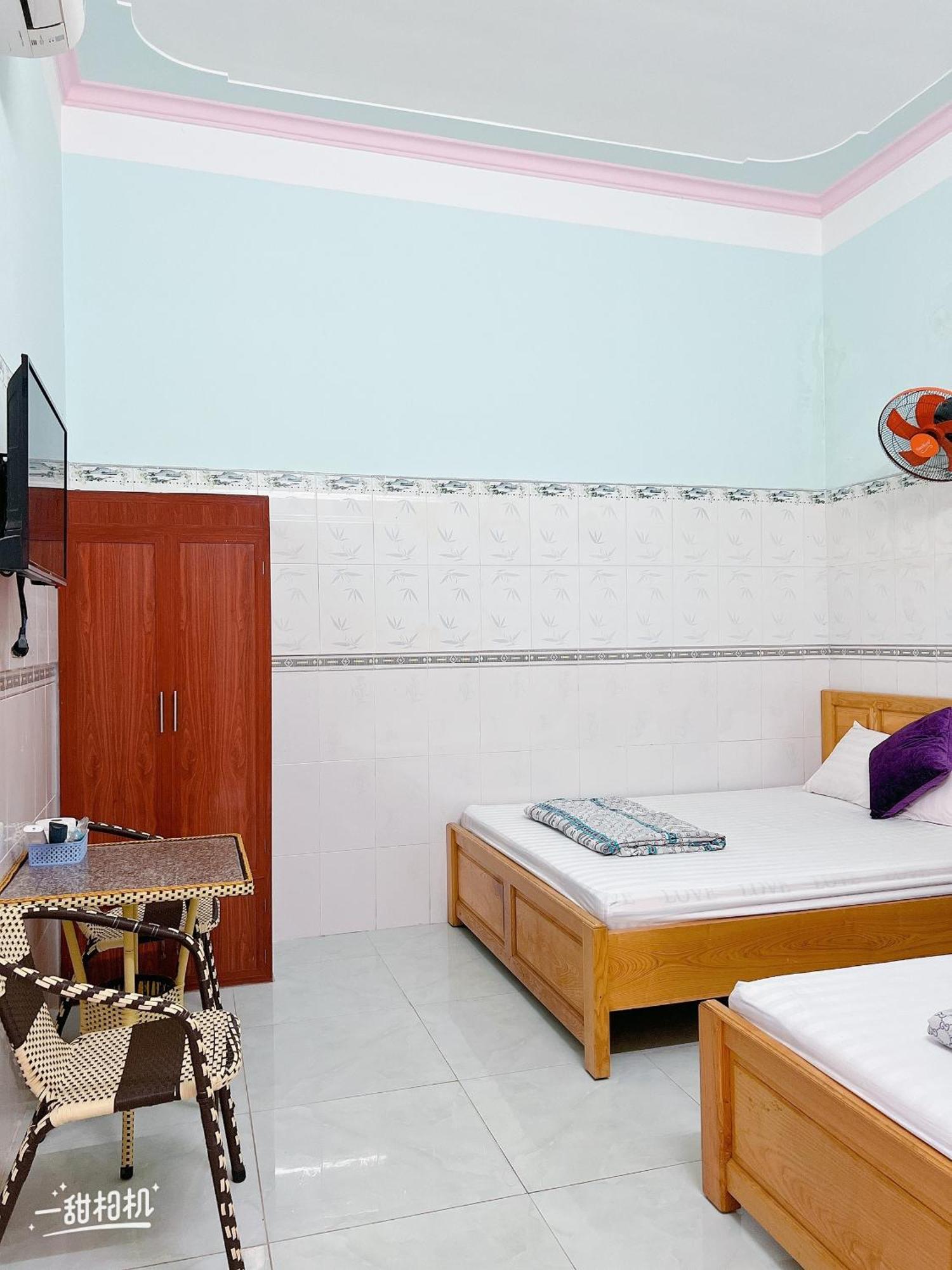 Nha Nghi 72 Hotel ลองไห่ ภายนอก รูปภาพ